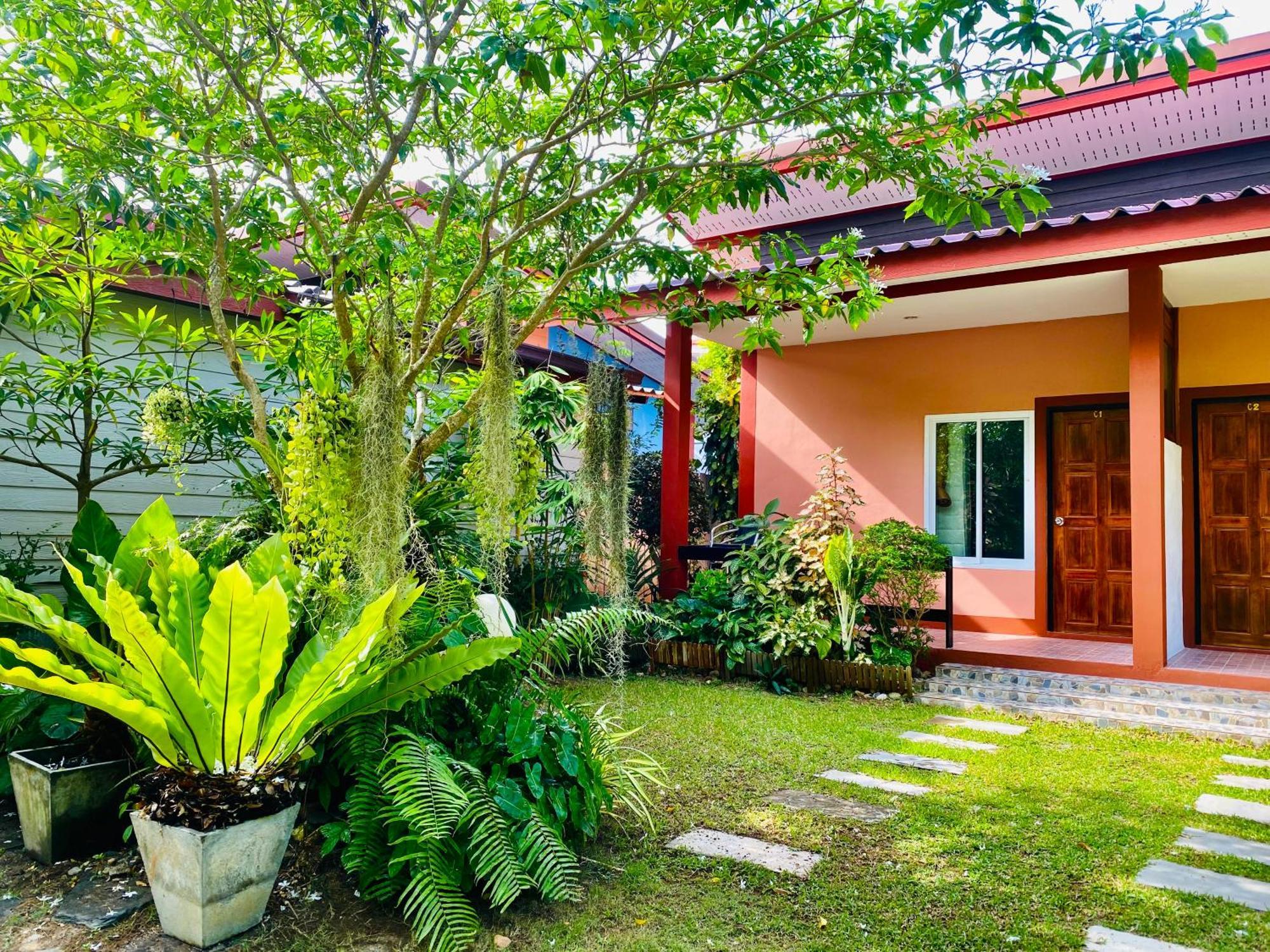 Hostel Baan Longhaad Ko Lanta Exterior foto